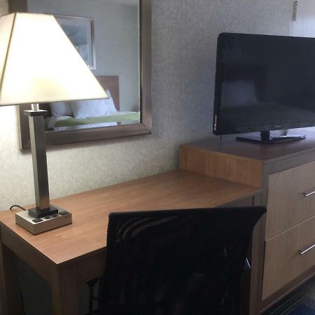 Days Inn By Wyndham アセンズ エクステリア 写真