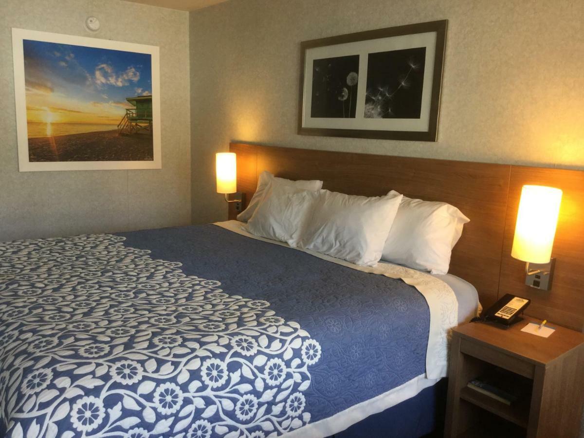 Days Inn By Wyndham アセンズ エクステリア 写真